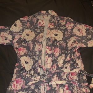 Milkmaid women’s robe